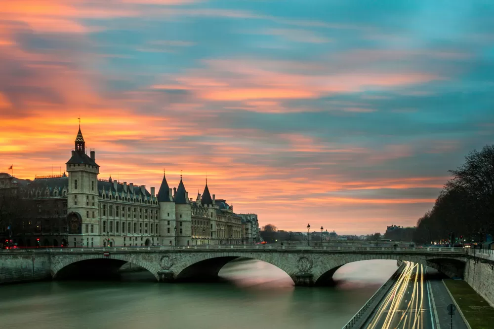 Loire River, unsplash.com