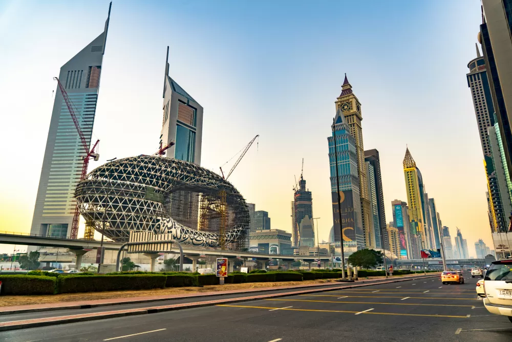 Sheikh Zayed Rd, Dubai, United Arab Emirates, unsplash.com